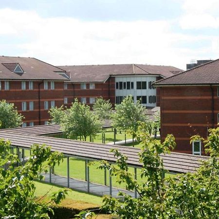 Yarnfield Park Training And Conference Centre Hotel Stone  Exterior photo